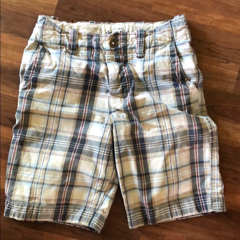 Boys Abercrombie shorts